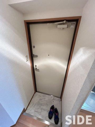玄関　※別号室参考画像