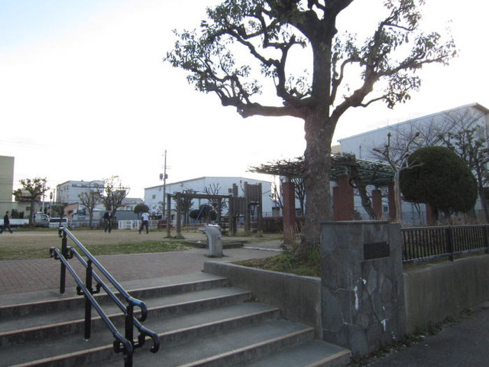 公園　菱江中公園（公園）まで350m
