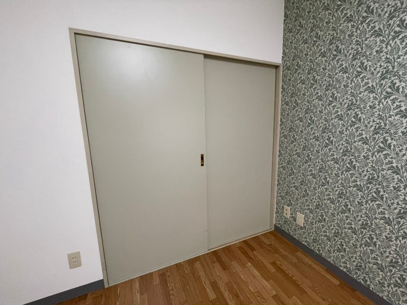 収納　クローゼットがありました。お洋服や荷物はここへ