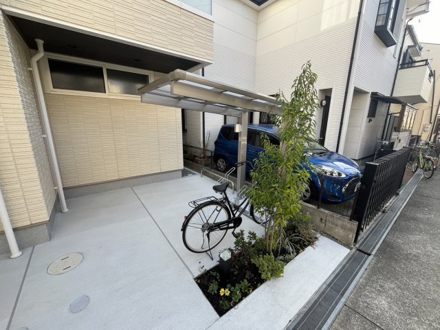 駐車場　駐輪場