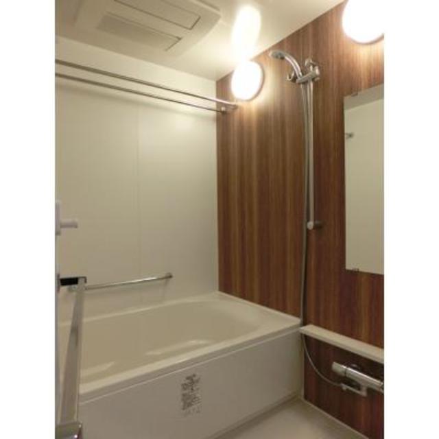バス・シャワールーム　※写真は同タイプ住戸です。