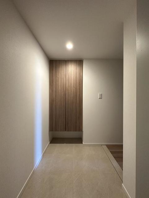 玄関　※写真は同タイプ住戸です。