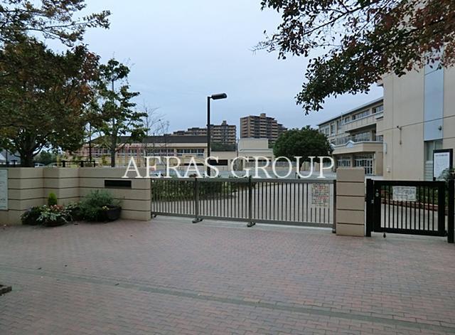 小学校　横浜市立茅ケ崎東小学校（小学校）まで809m