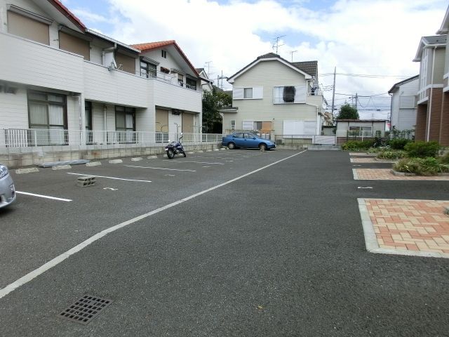 駐車場　敷地内駐車場