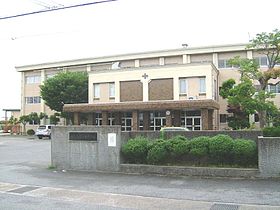 中学校　米子市立福米中学校（中学校）まで1124m