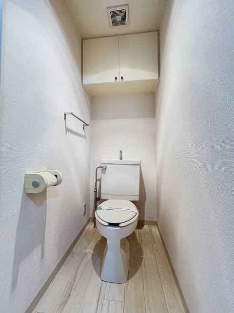 トイレ　シンプルで使いやすいトイレです