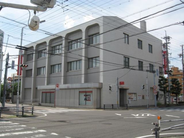 銀行　三菱東京ＵＦＪ尾西支店（銀行）まで690m