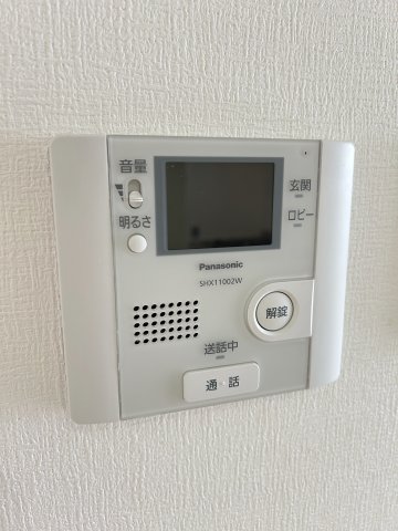 セキュリティ　モニター付きインターホン。