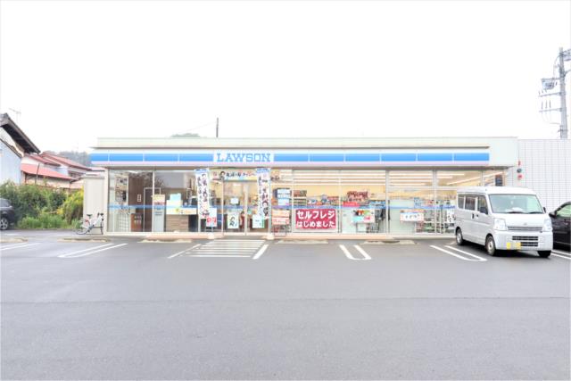 コンビニ　ローソン　厚木林三丁目店（コンビニ）まで10m