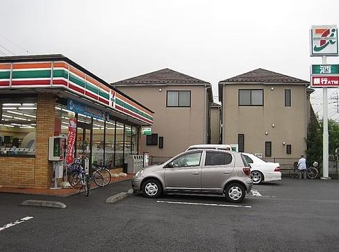 コンビニ　セブンイレブン蕨南町４丁目店（コンビニ）まで725m
