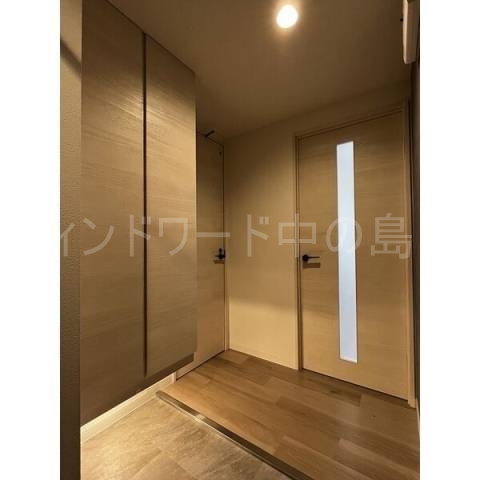 玄関　詳細は、ウィンドワード中の島店までご相談下さい。