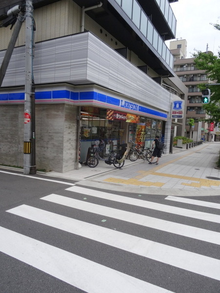 コンビニ　ローソン港区南市岡一丁目店（コンビニ）まで144m