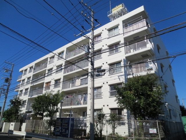 建物外観　★重厚感ある外観です★