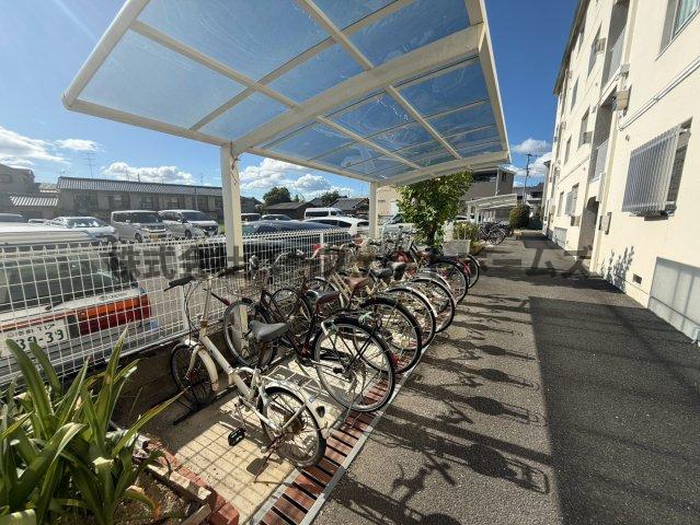 駐車場　駐車場があります