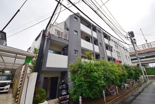 建物外観　★都心へのアクセス良好♪立派な外観です★