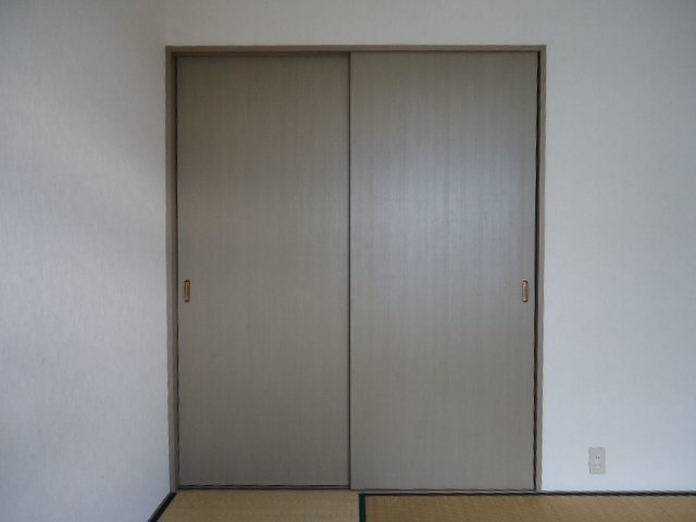 収納　押入れ（クローズ）