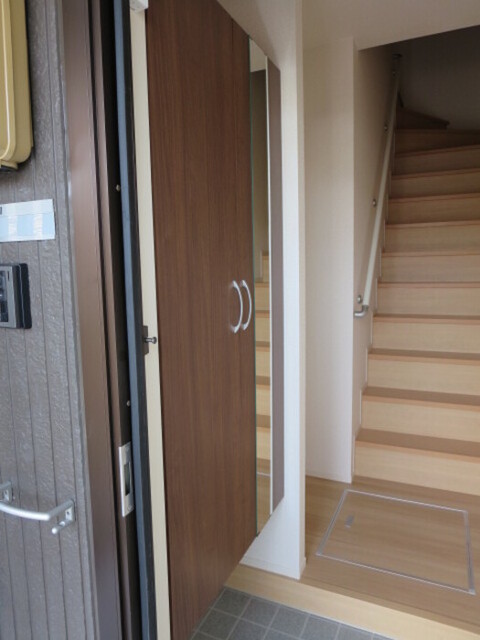 玄関　シューズボックス