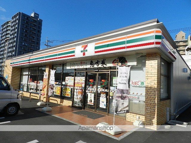 コンビニ　セブンイレブン戸畑中原西１丁目店（コンビニ）まで318m