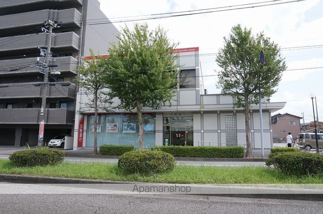 銀行　北陸銀行金沢南中央支店（銀行）まで336m