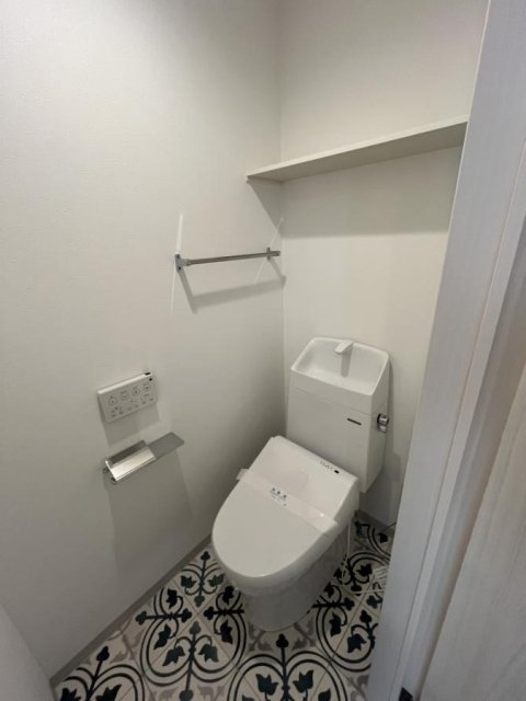 トイレ　落ち着いたトイレです