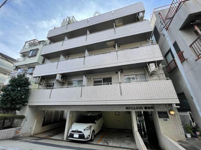 建物外観　６階建ての賃貸マンション