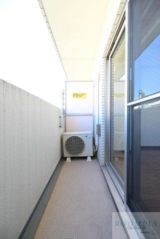 バルコニー　※同タイプの別のお部屋です。