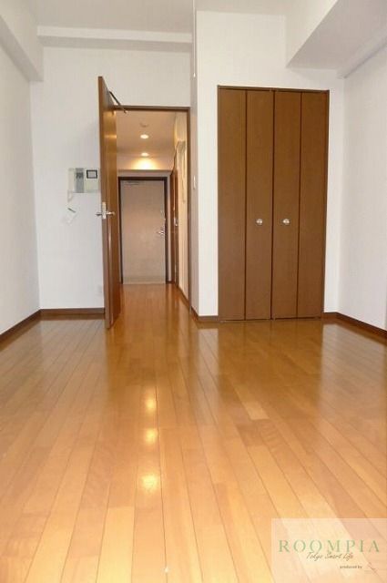 居室・リビング　※同タイプの別のお部屋です。