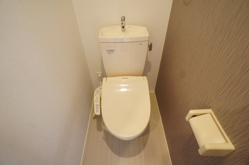 トイレ　同型タイプ