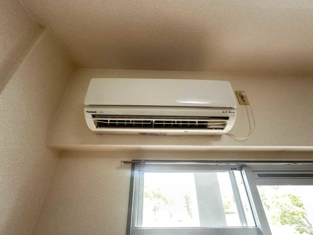 その他設備　エアコンついてます。