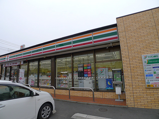 コンビニ　セブンイレブン 埼玉吉川野尻店（コンビニ）まで542m