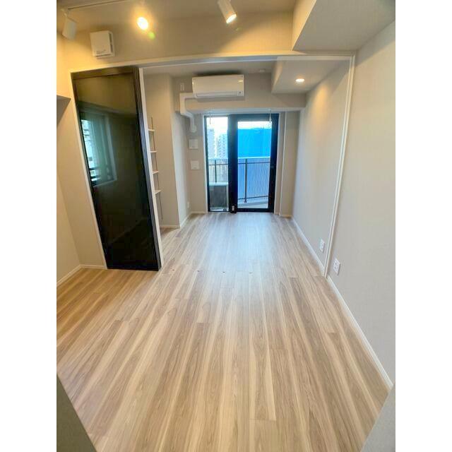 居室・リビング　写真は同タイプ住居です。