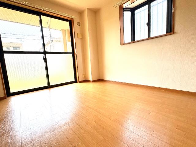 その他部屋・スペース　南側洋室