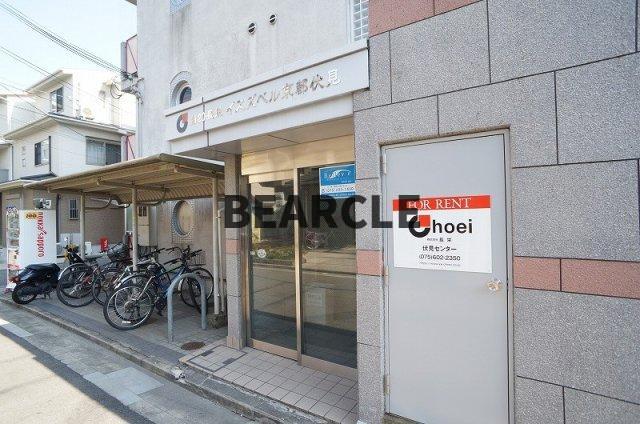 エントランス　建物の内部です