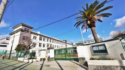 中学校　神戸市立原田中学校（中学校）まで545m