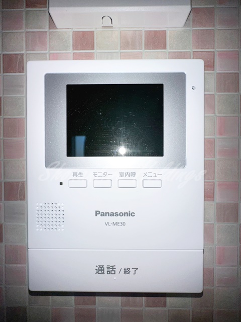 セキュリティ　モニター付きインターホン