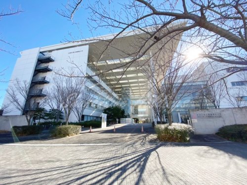 大学・短大　神奈川県立保健福祉大学（大学・短大）まで1302m