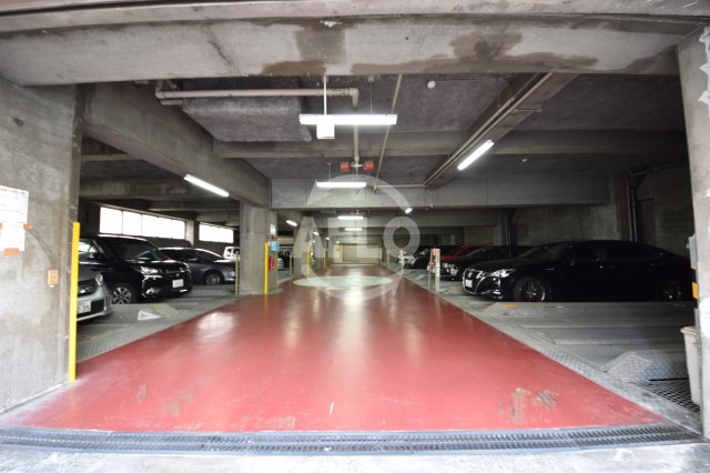駐車場　肥後橋シティハイツ　駐車場