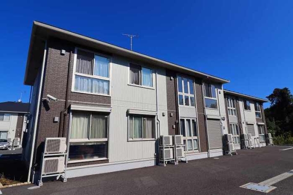 建物外観　大和ハウス施工のアパート、モダンな外観です。