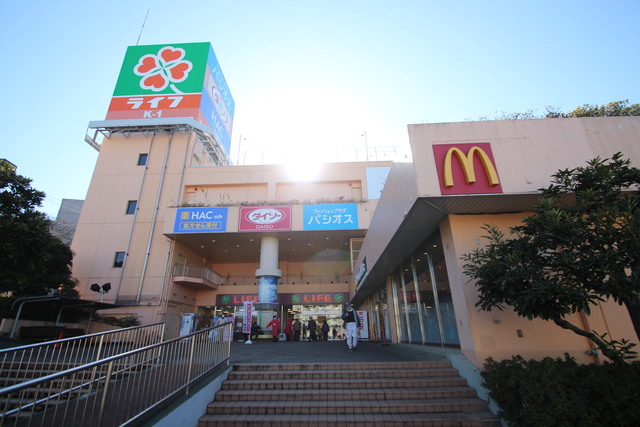 スーパー　ライフ希望が丘店（スーパー）まで761m