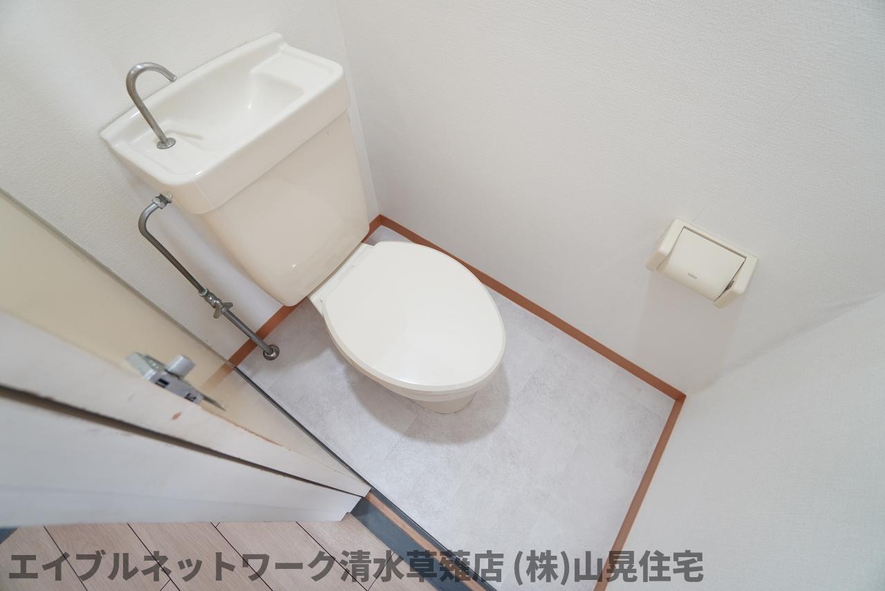 トイレ　コンパクトで使いやすいトイレです