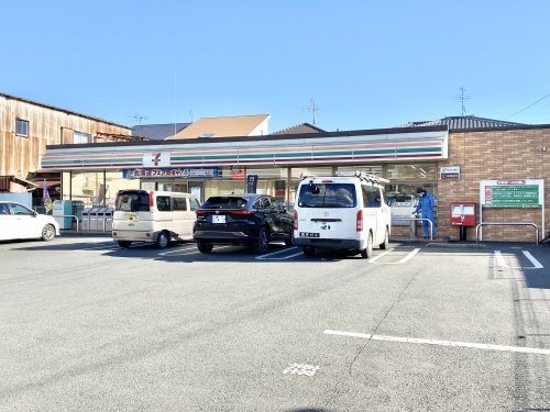 コンビニ　セブンイレブン 清水七ツ新屋店（コンビニ）まで667m