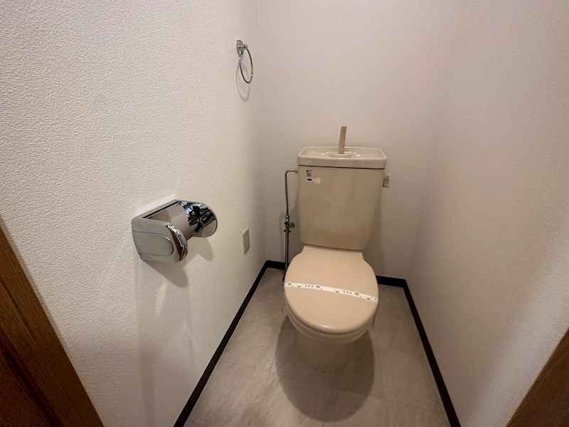 エスリード新神戸のトイレ写真
