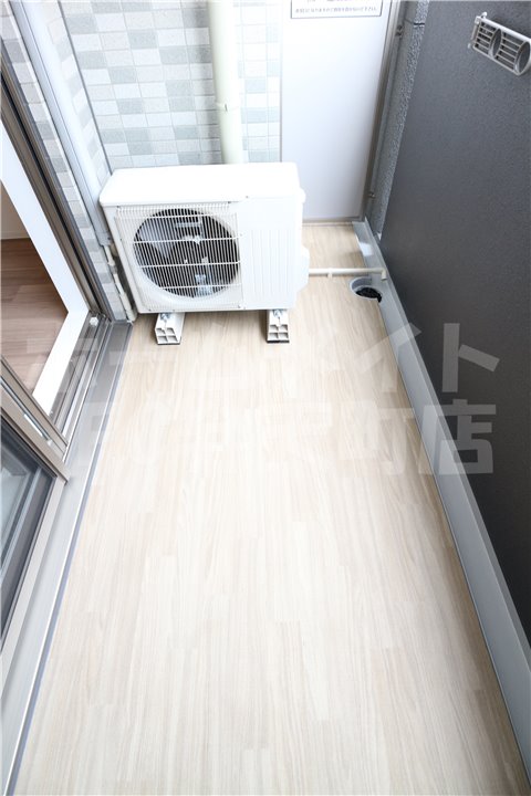 バルコニー　陽当たり良好なバルコニーです