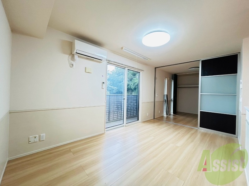 居室・リビング　解放感があるオシャレなお部屋です。