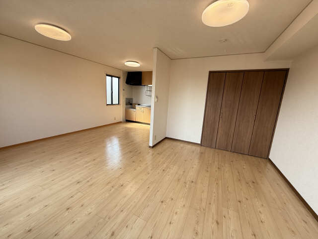 セジュールヒロの居間写真