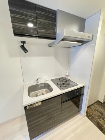 キッチン　※同仕様別部屋の写真です