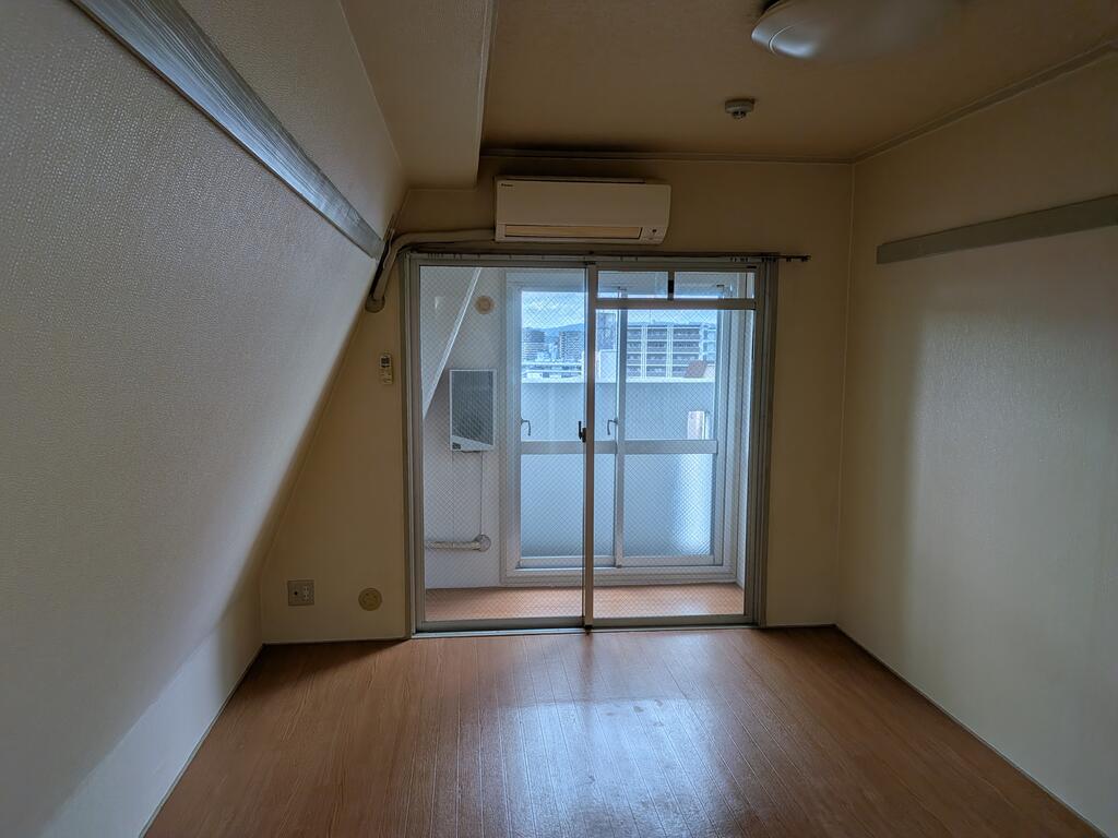 居室・リビング　※参考写真です。現地優先でお願い致します。