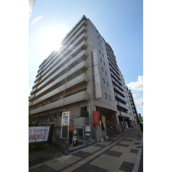 建物外観　利便性＆住環境も◎の好立地♪