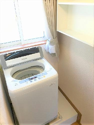 その他設備　洗濯機も付いています