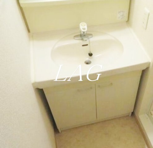 洗面設備　独立洗面台です。
